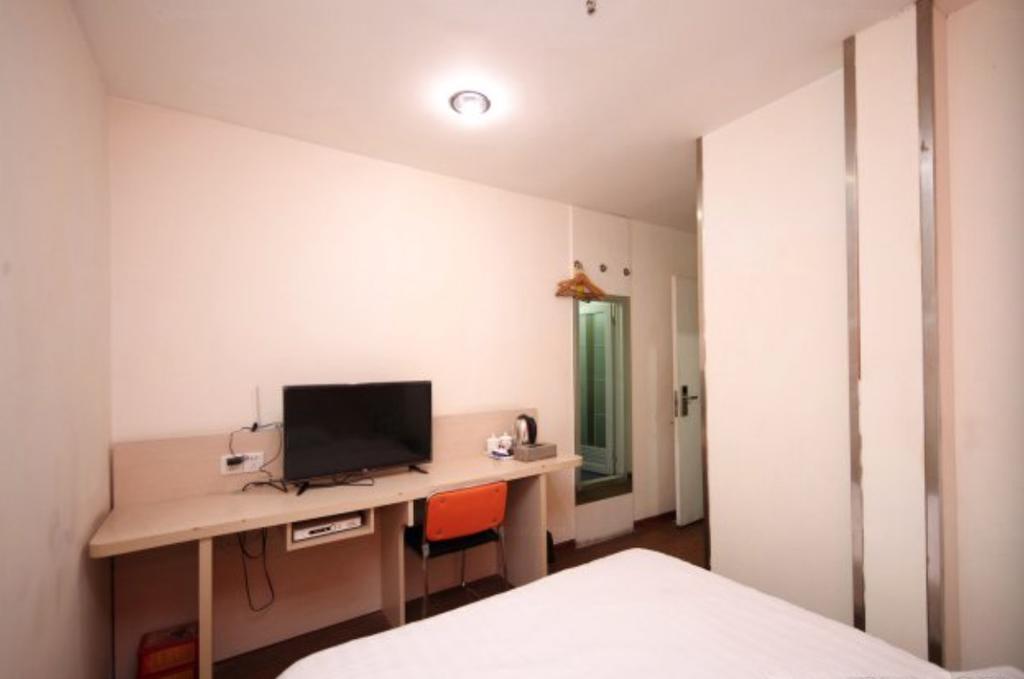 Yixin Business Hotel Guangzhou Exteriör bild